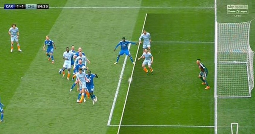 Chelsea thắng may và đây là cách các kình địch của họ phản ứng - Bóng Đá