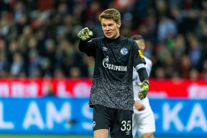 Thủ môn Schalke mắc sai lầm giúp Bayern thắng giòn giã - Bóng Đá