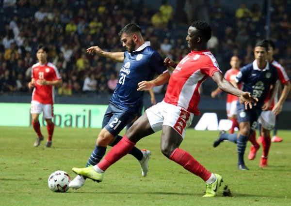 Dư âm Buriram 2-1 CLB TP.HCM: Người giàu cũng khóc - Bóng Đá