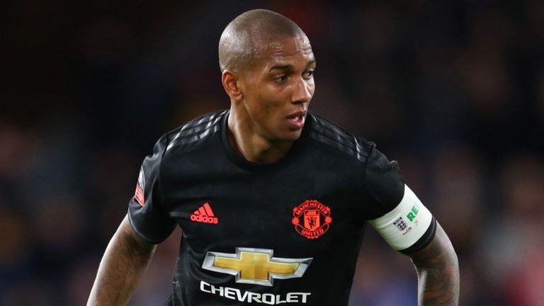 Có mục tiêu mới, Inter trở mặt với 