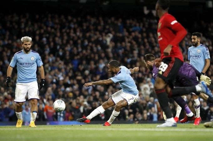 Cứ gặp Man Utd, Sterling lại 