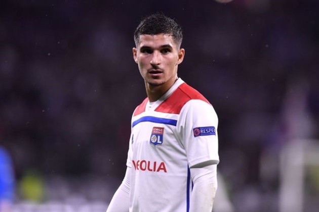 PSG quan tâm đến Houssem Aouar - Bóng Đá
