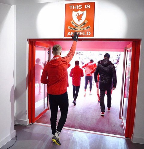 Sốc: Đội trưởng Liverpool bất ngờ phá luật do Klopp đề ra - Bóng Đá