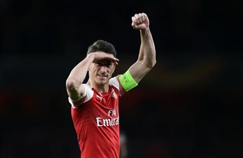 Thi đấu thăng hoa, sao Arsenal quay ra nói xấu Wenger - Bóng Đá