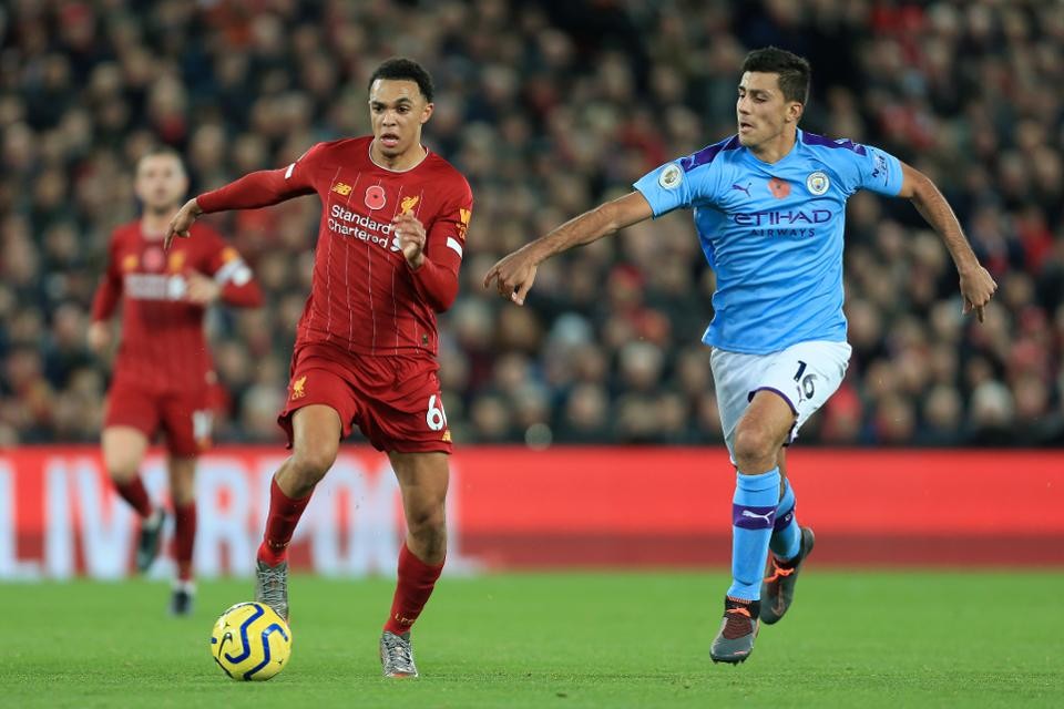 Ai có thể ngắt mạch toàn thắng của Liverpool? - Bóng Đá