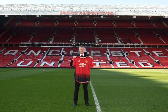 Góc Man Utd: Sao lại vội vàng quá vậy? - Bóng Đá