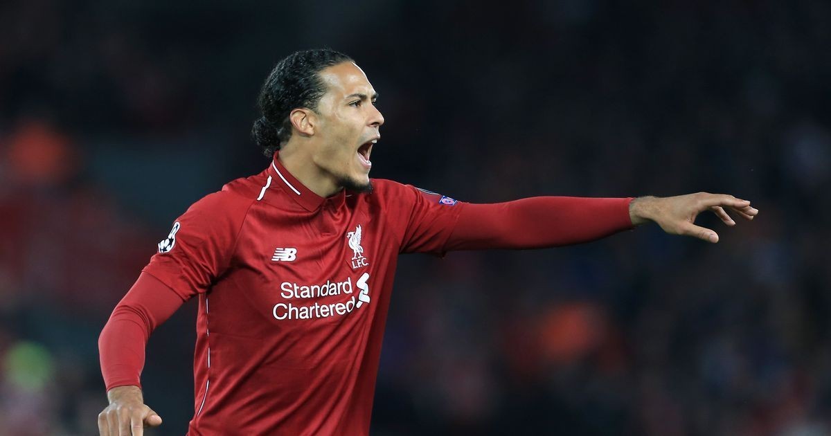 Đội hình tiêu biểu lượt về Champions League:  - Bóng Đá