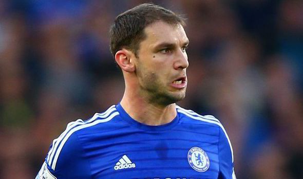 Ngày ra mắt Chelsea, Hazard đã sát cánh cùng ai? - Bóng Đá