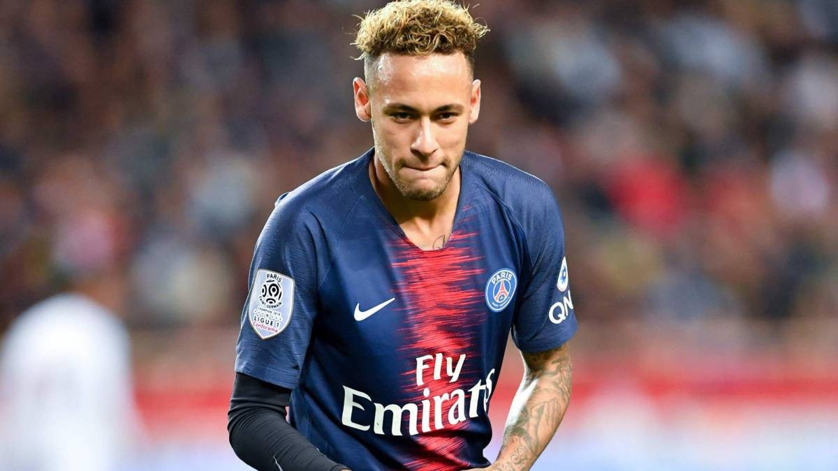 Mặc PSG triệu tập, Neymar vẫn vui vẻ đi quẩy - Bóng Đá