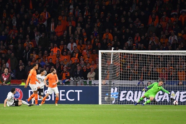 Những khoảnh khắc ấn tượng nhất CK Chaampions League - Bóng Đá