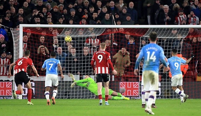 FAN MU nói về Fernandes - Bóng Đá