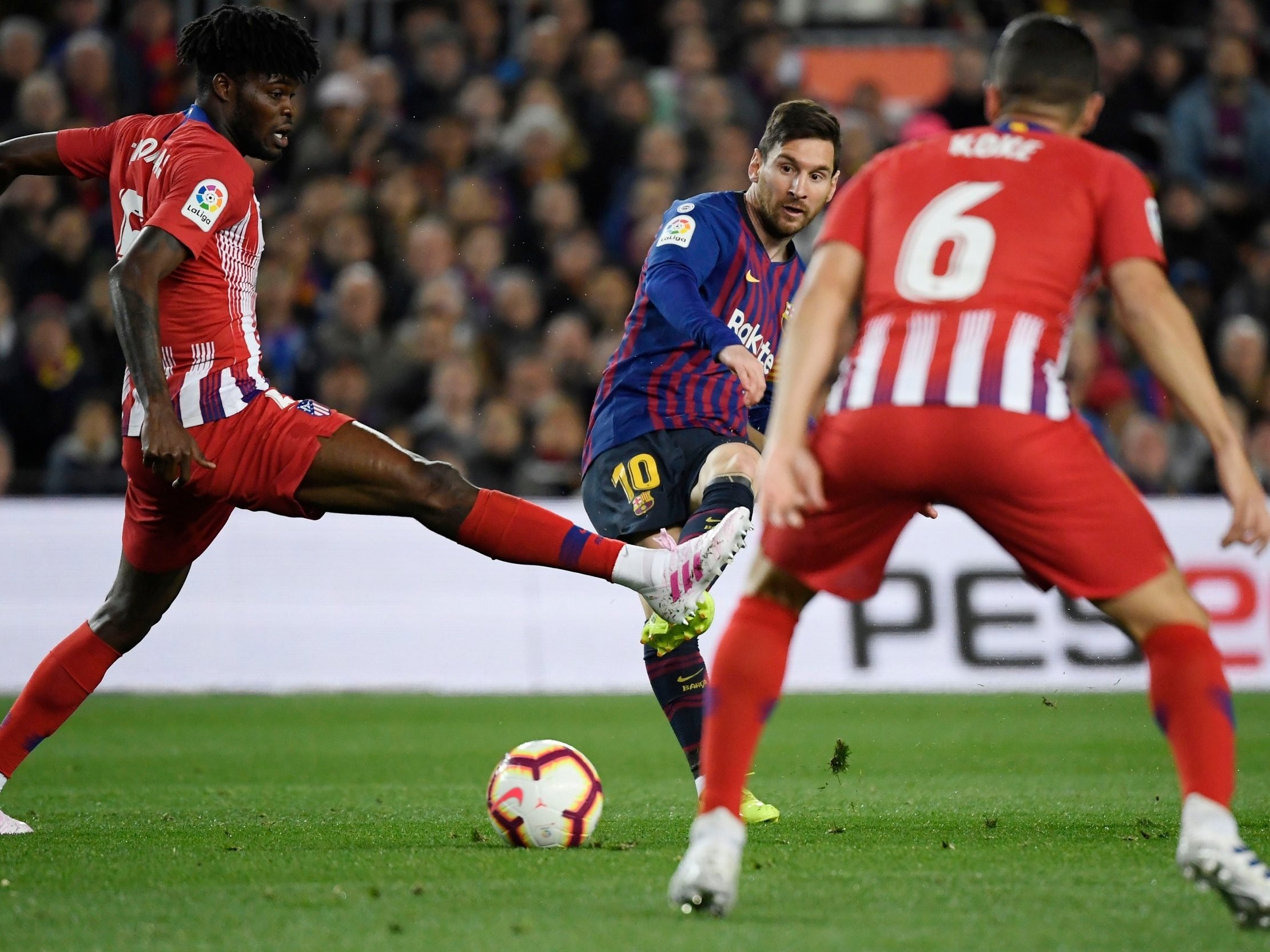 MU tập luyện ở Camp Nou - Bóng Đá