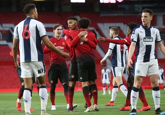 Solskjaer theo dõi Rojo đá U23 - Bóng Đá