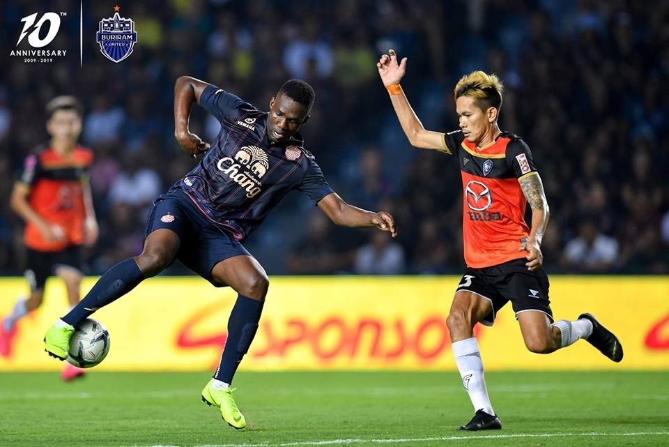 Ajax thua ngược: Khi nho vẫn còn xanh lắm! - Bóng Đá