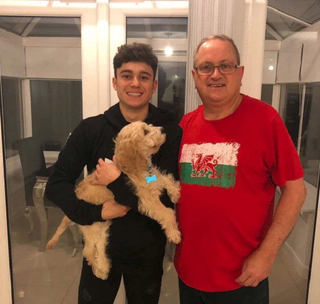 SỐC: Daniel James suýt làm cầu thủ cricket trước khi đá bóng - Bóng Đá