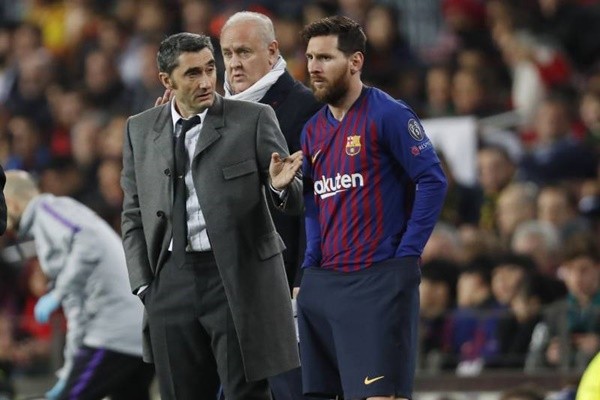 Messi gửi lời tri ân Valverde - Bóng Đá