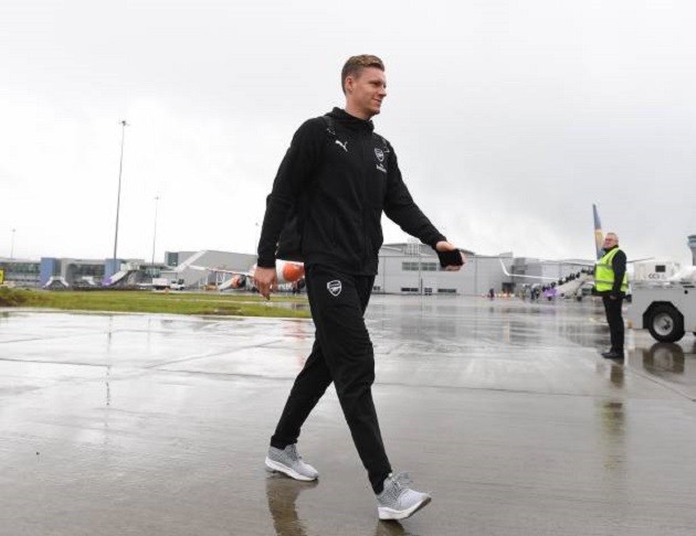 Arsenal đến Tây Ban Nha - Bóng Đá