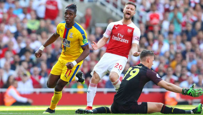 Cuộc đua Top 4: Khi M.U, Arsenal, Chelsea và Tottenham quá 'khách sáo' - Bóng Đá
