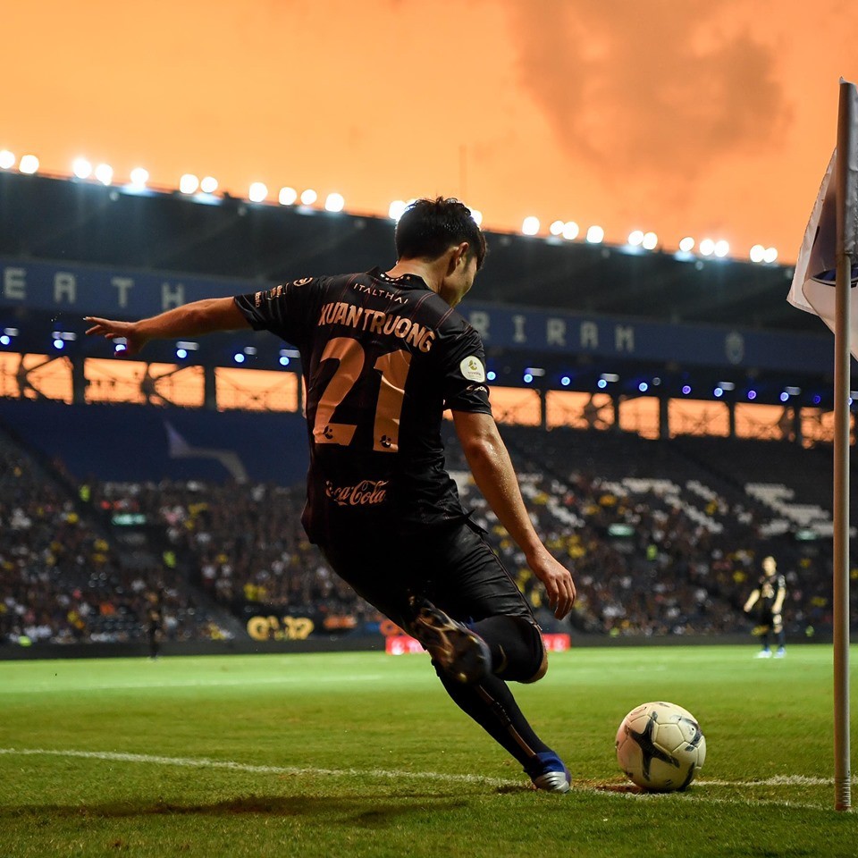 ẢNH: NỮ THÁI THUA THỤY ĐIỂN  4-1 - Bóng Đá