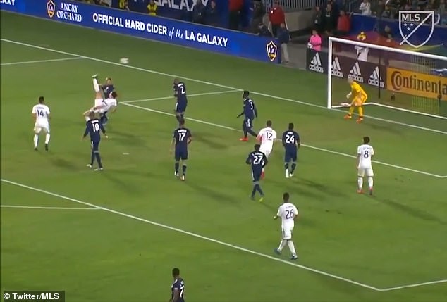 Ibrahimovic lại lập siêu phẩm đỉnh cao ở MLS - Bóng Đá
