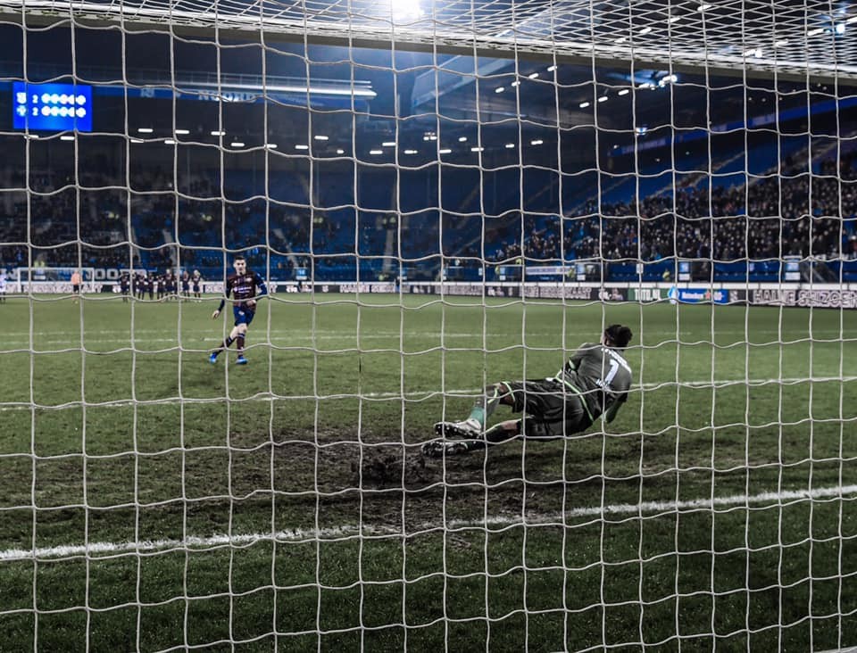 Đoàn Văn Hậu ngồi dự bị, SC Heerenveen đoạt vé dự Tứ kết Cúp Quốc gia - Bóng Đá