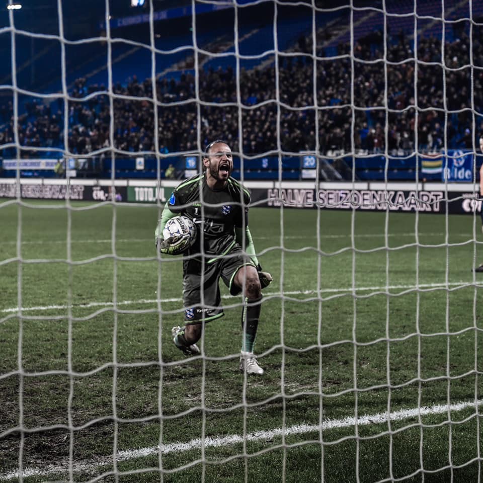 Đoàn Văn Hậu ngồi dự bị, SC Heerenveen đoạt vé dự Tứ kết Cúp Quốc gia - Bóng Đá