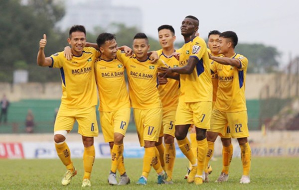 Các CLB V-League thưởng Tết Nguyên Đán: Đơn giản và tượng trưng - Bóng Đá