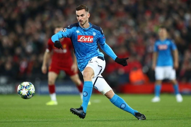 5 midfielders who could succeed David Silva at Manchester City  - Bóng Đá