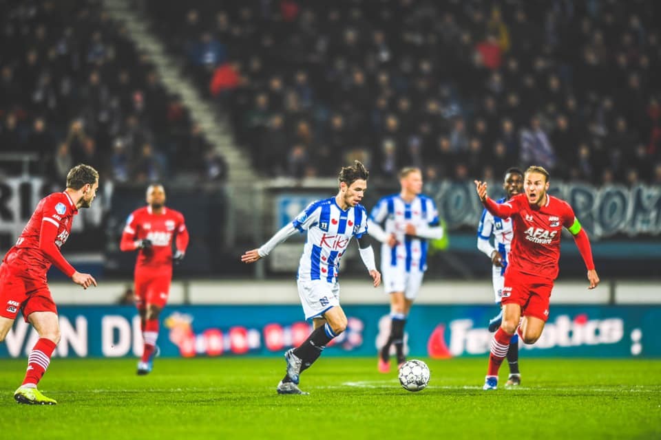 Đoàn Văn Hậu không vào sân, SC Heerenveen ngã ngựa trên sân nhà - Bóng Đá