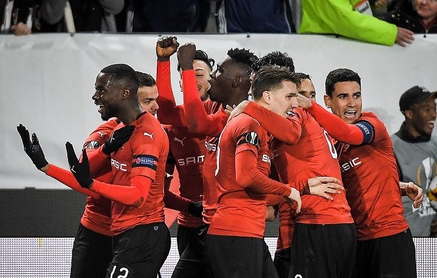 Sokratis lãnh thẻ đỏ và đây là thái độ khó tin của Emery với học trò - Bóng Đá