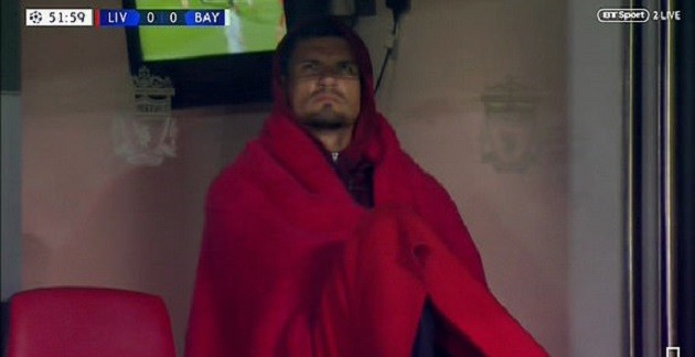 Real bị loại, Sergio Ramos bị troll không thương tiếc - Bóng Đá