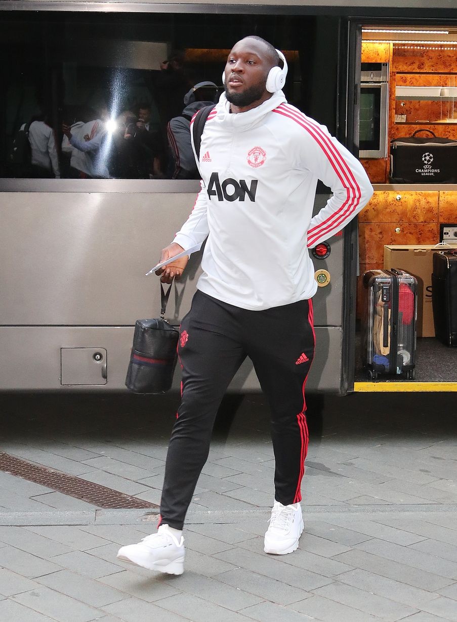 FAN MU nói về Fernandes - Bóng Đá