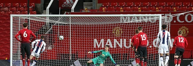 Solskjaer theo dõi Rojo đá U23 - Bóng Đá