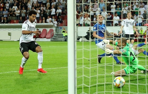 Dàn sao mai lên tiếng, Cỗ xe tăng nghiền nát Estonia với tỉ số không tưởng - Bóng Đá