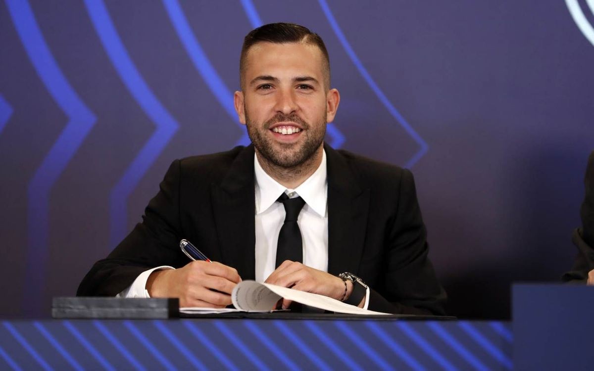 Vừa lên tuyển, Ronaldo đã đặt mục tiêu thi đấu tại World Cup 2022 - Bóng Đá