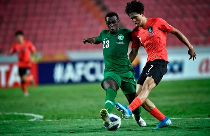 OFFICIAL: Woo-yeong Jeong returns to FC Bayern II on loan! - Bóng Đá