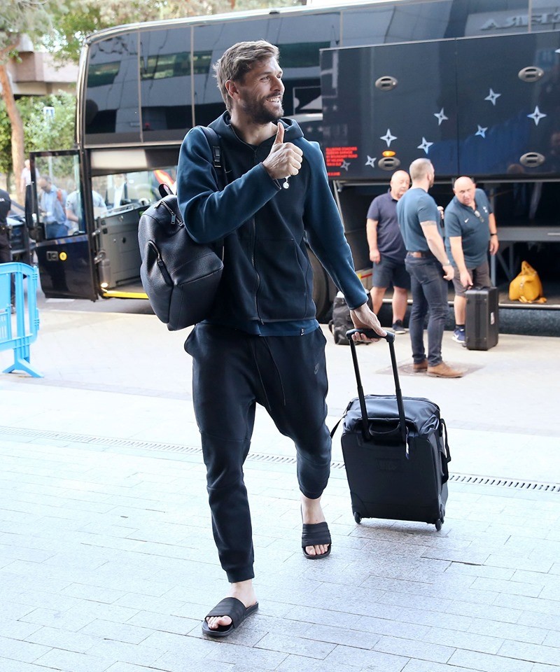 Tottenham Hotspur hạ cánh ở Madrid - Bóng Đá