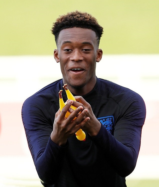 Mu đến sân tập - Bóng Đá