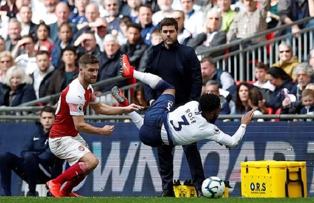 Ham hố triệt hạ đối thủ, trò cưng của Emery giúp Man Utd 