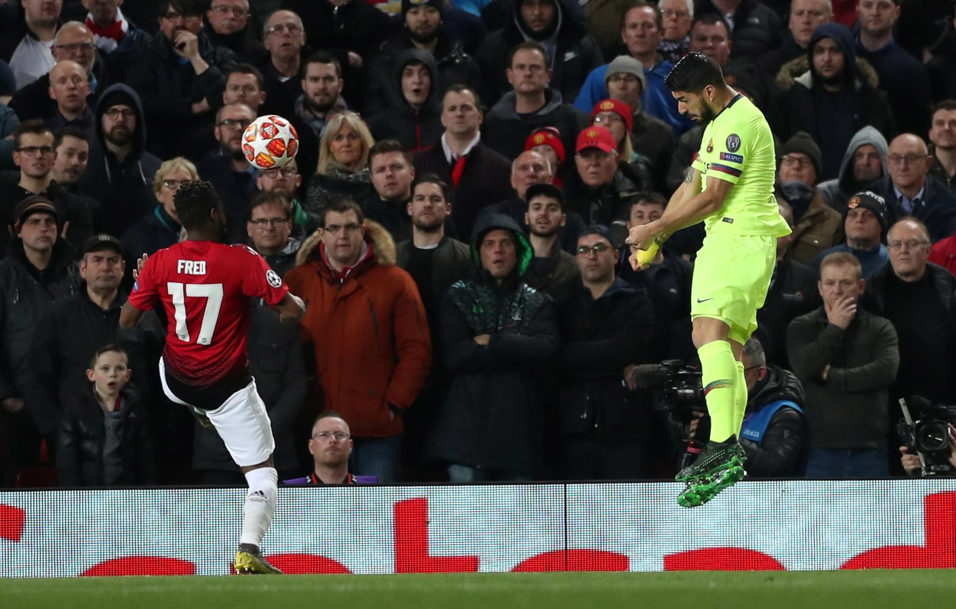 Fred đoạt lại bóng 30 lần trong 1 tuần - Bóng Đá