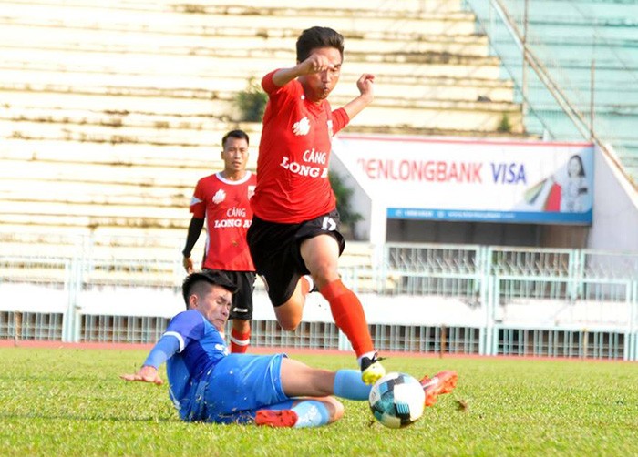 Tạo kỉ lục hiếm có, Lucas Moura vẫn ăn mừng theo cách bình dị nhất - Bóng Đá