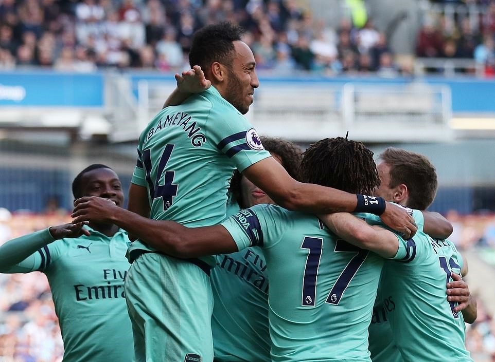 BVB set asking price for Alcacer - Bóng Đá