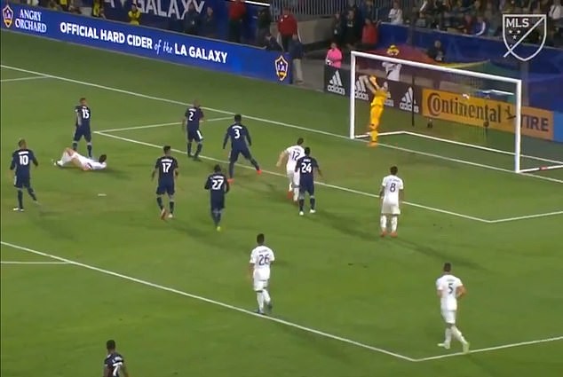 Ibrahimovic lại lập siêu phẩm đỉnh cao ở MLS - Bóng Đá