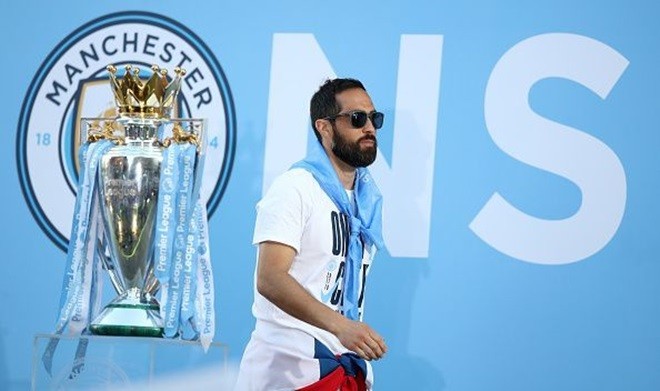 3 cầu thủ nhiều khả năng rời khỏi Man City mùa hè này - Bóng Đá