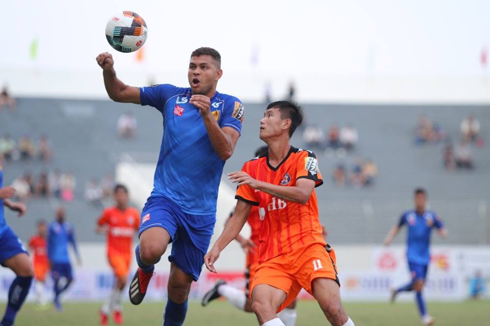 Trực tiếp SHB Đà Nẵng 1-2 Quảng Nam (H2): Claudecir nổ súng giúp cựu vương dẫn trước  - Bóng Đá