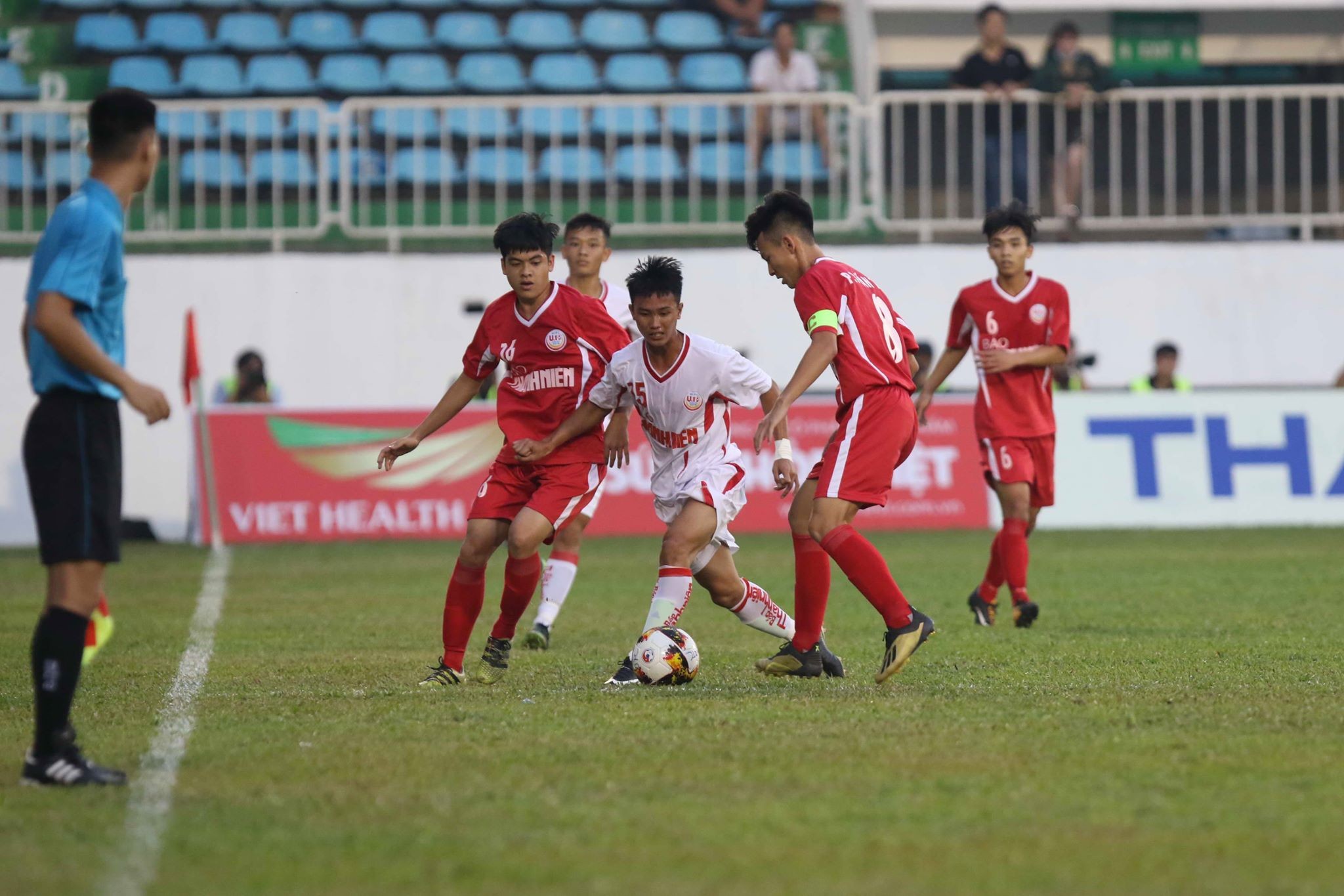 Khóa 4 HAGL JMG khởi đầu vất vả tại VCK U19 Quốc gia 2019 - Bóng Đá