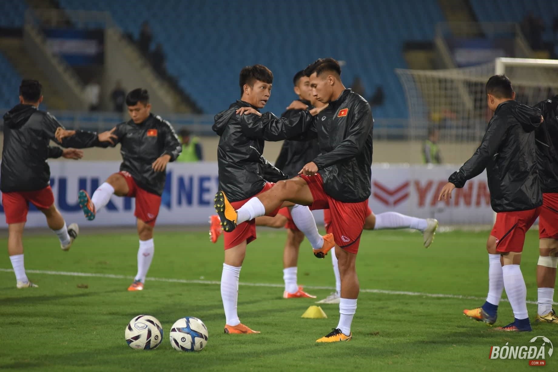 TRỰC TIẾP U23 Việt Nam 0-0 U23 Indonesia: Đình Trọng dự bị, Quang Hải đá chính - Bóng Đá