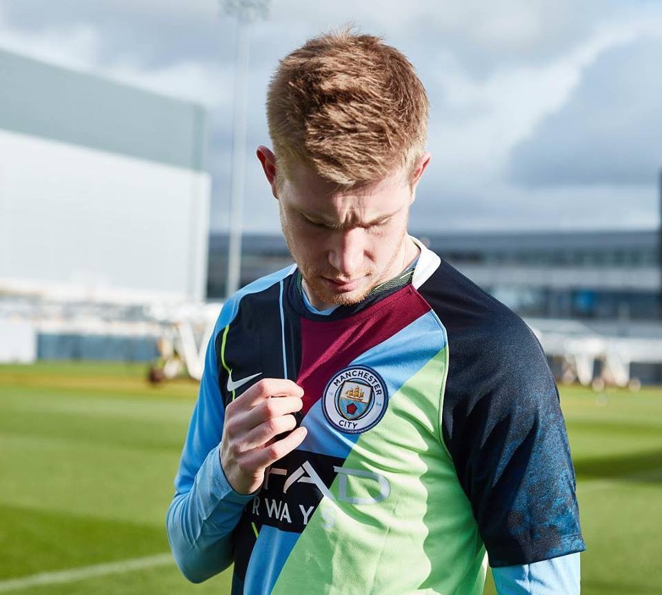 CHÍNH THỨC: Man City sử dụng 