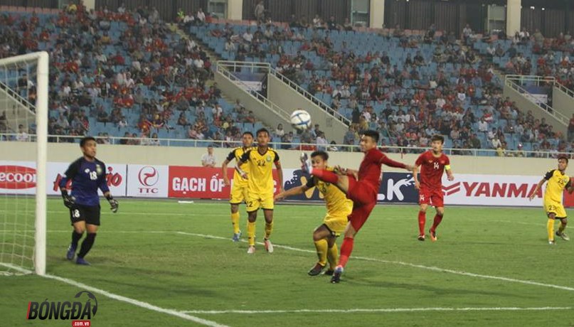 TRỰC TIẾP U23 Việt Nam 2-0 U23 Brunei (H1): Thành Chung nhân đôi cách biệt - Bóng Đá