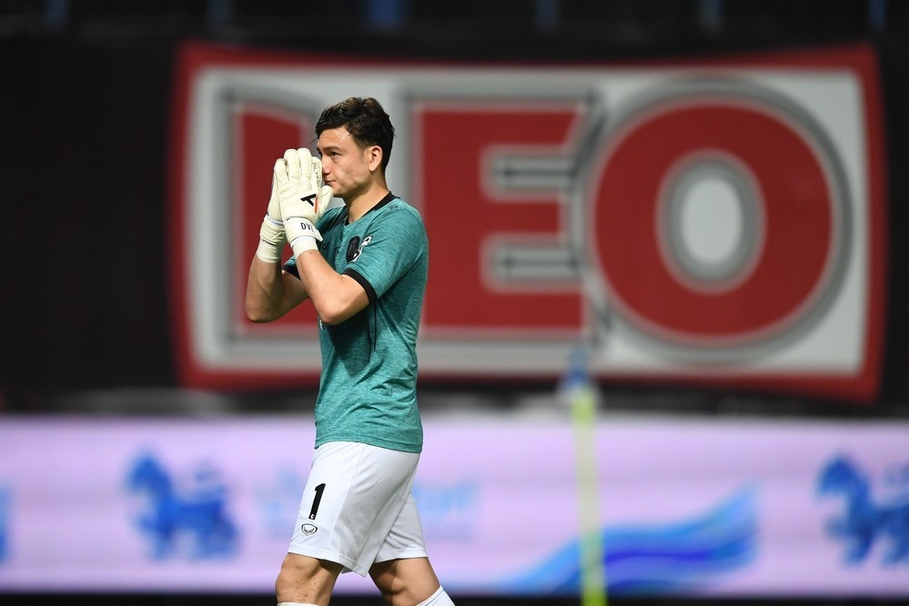 Đặng Văn Lâm và những bắt penalty khiến người Thái 